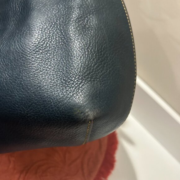 Dooney & Bourke Pebble Grain Twist Strap Hobo bag - Picture 2 of 15